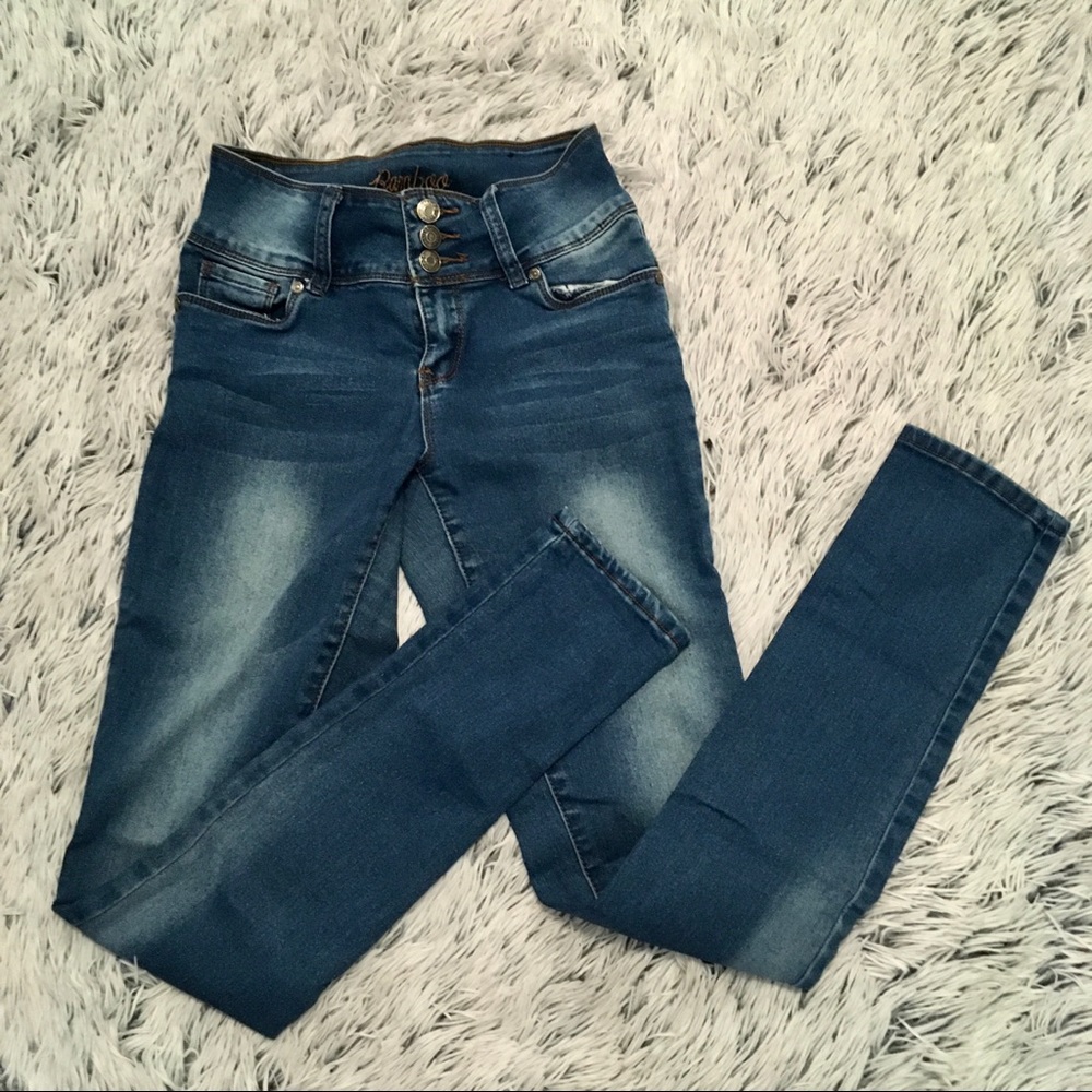 🦄 CLEARANCE Blue Booty Lifting Jeans 💫